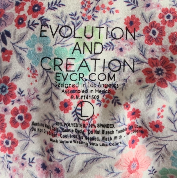 Floral Bike Shorts by Evolution and Creation New Without Tags - Picture 3 of 3